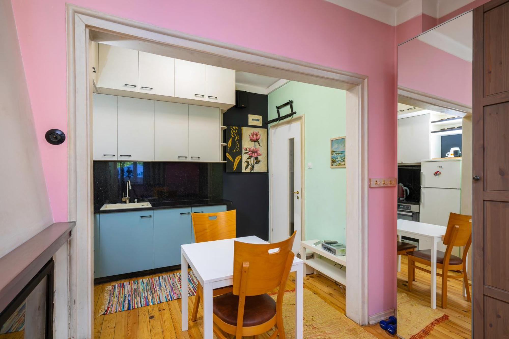 Sofia'S 1Bd Colourful Getaway Near Ndk Διαμέρισμα Εξωτερικό φωτογραφία