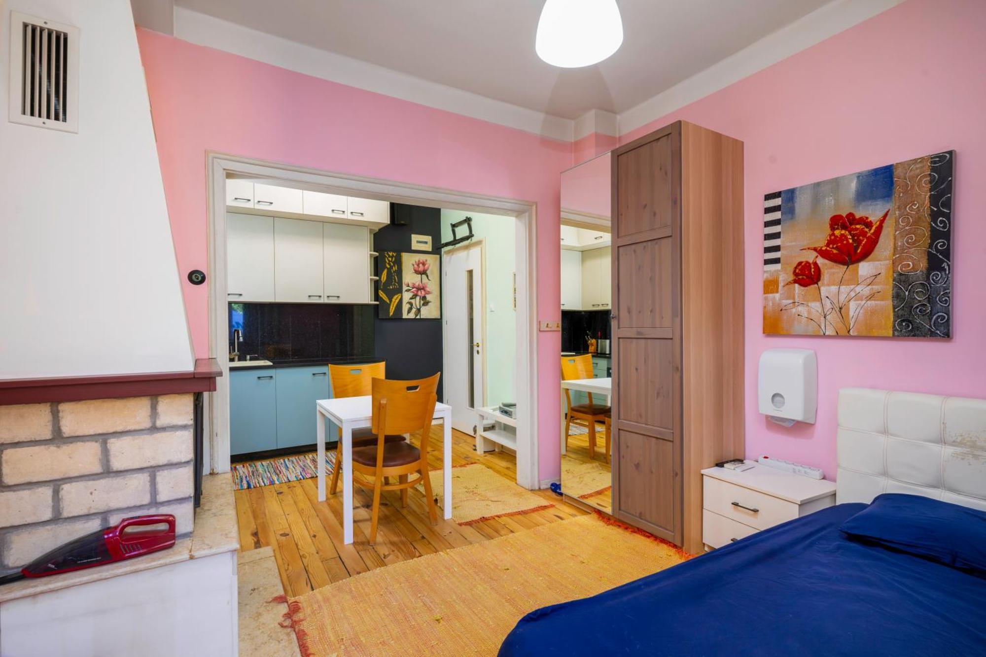 Sofia'S 1Bd Colourful Getaway Near Ndk Διαμέρισμα Εξωτερικό φωτογραφία